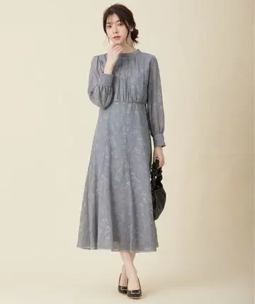 [ Lily Calin ] 라인 자수 드레스