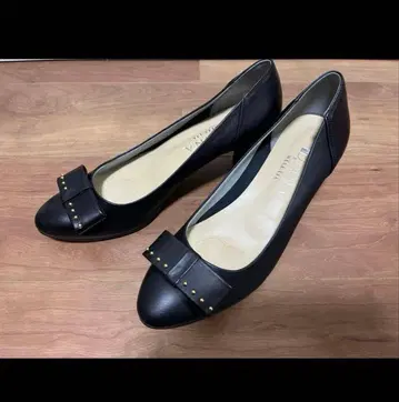 미사용 새상품 다이애나 웰핏 리본 펌프스 23.5