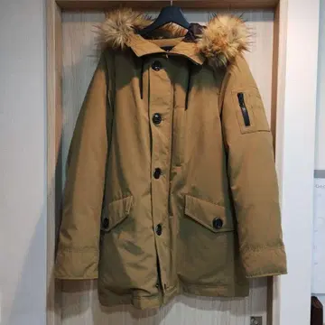 니시카와 다운 나노 유니버스 하이브리드 다운 파카