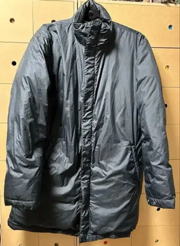 다크 그레이 다운 자켓