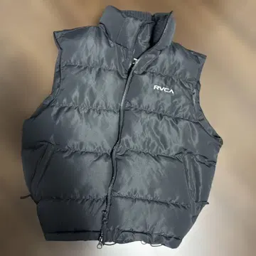 RVCA 블랙 다운 베스트 M 사이즈