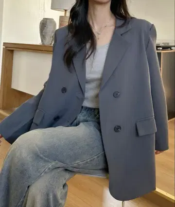 Ada. 테일러드 자켓 그레이