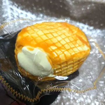 주물주물 순수 진흙 M 사이즈 먹다 남은 빵 타바스코 스퀴즈