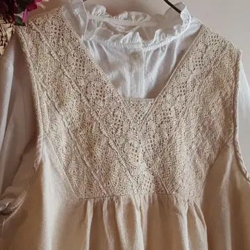 새상품 SM2 아이보리/가슴 레이스 민소매 원피스