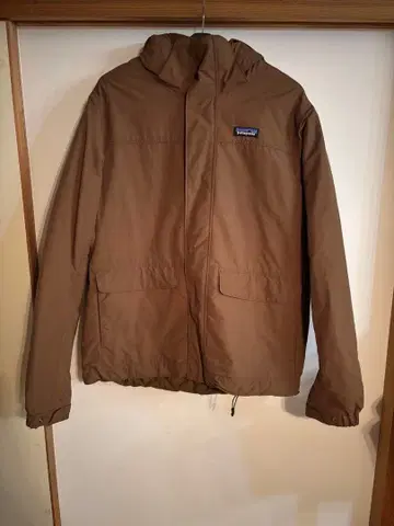 patagonia 브라운 마운틴 파카 M 사이즈