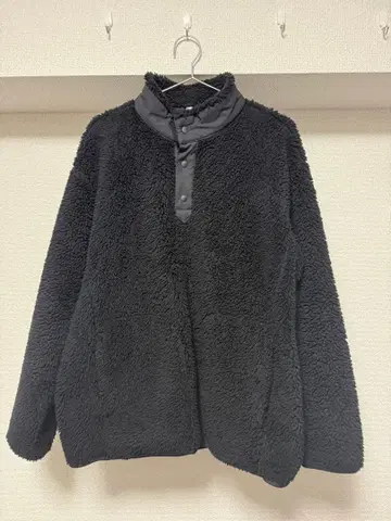 유니클로 보아 플리스 자켓 블랙 하프 지퍼