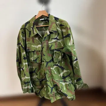 PUMA 카모플라쥬 밀리터리 자켓