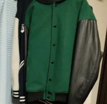 BACK NUMBER 그린, 블랙 바시티 자켓