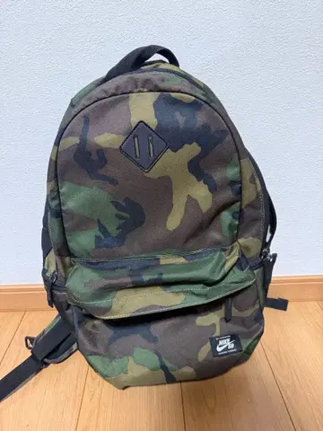 Nike 카모플라쥬 백팩