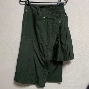 sacai 카키 스커트 사이즈 2