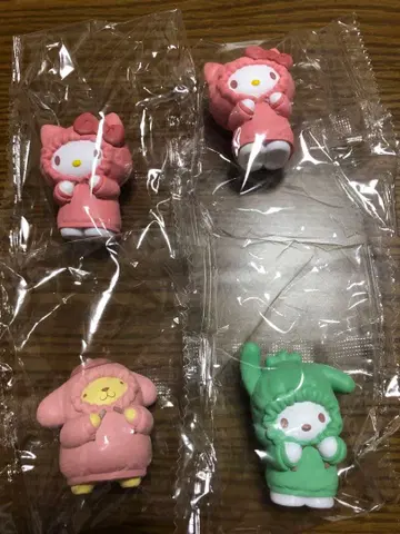 산리오 캐릭터즈 므규규! 후드티 피규어 4개 세트