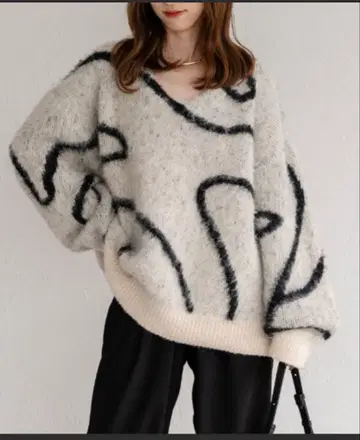 raffime V넥 뉴앙스 니트