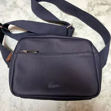 Lacoste 네이비 숄더백