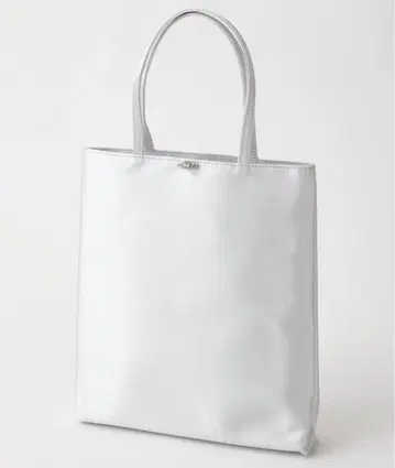 [새상품급] 에메 라운드스톤 새틴 서브백 결혼식 파티 실버