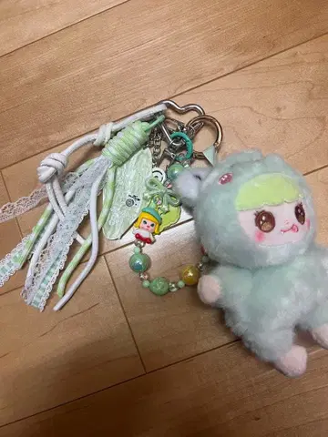 민트 그린 캐릭터 키링