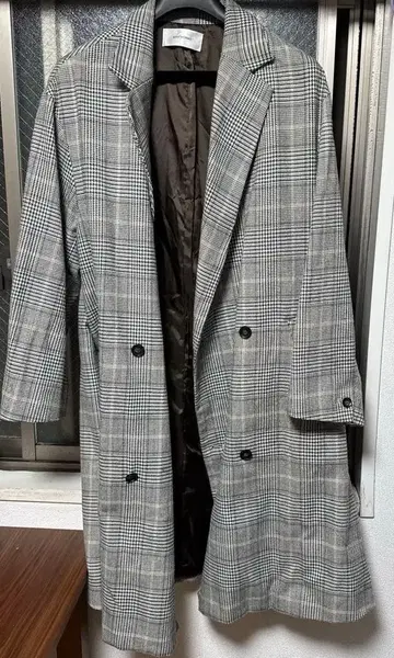 JOINT WORKS 그레이 계열 체크 더블 브레스트 코트