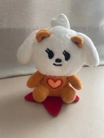 뿔바투 TXT 밤굿 앉아 키링