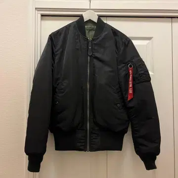 ALPHA INDUSTRIES MA-1 블랙 자켓