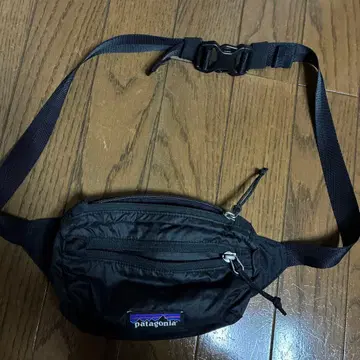 patagonia 블랙 바디백 파우치