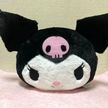 산리오 캐릭터즈 쿠로미 빅 페이스 쿠션