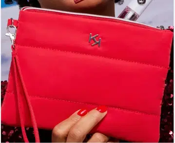 KIKO SNOW KISSED HOLIDAY 크리스마스 코후레 키코