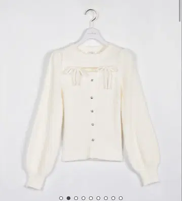 evelyn 리본 샤기 니트 화이트