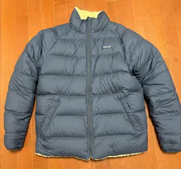 Patagonia 다운 자켓 M 사이즈 네이비