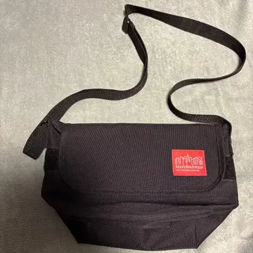 Manhattan Portage 블랙 숄더백 1603