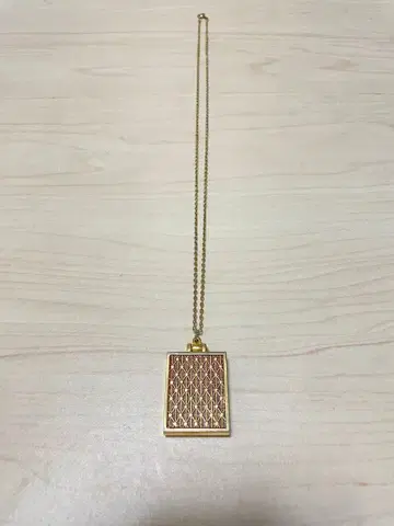 빈티지 스퀘어 펜던트 목걸이