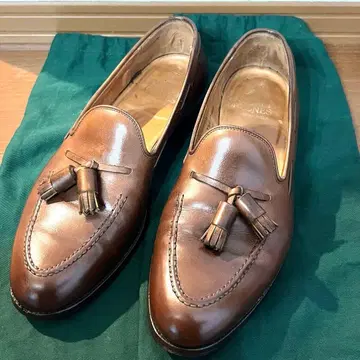 크로켓 & 존스 캐번디시 3