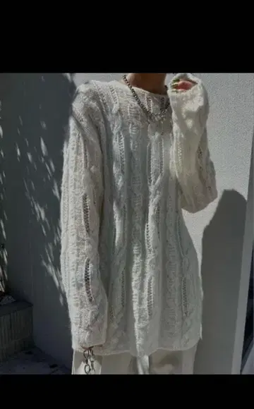 AMERI 로우 게이지 컬러 니트 탑