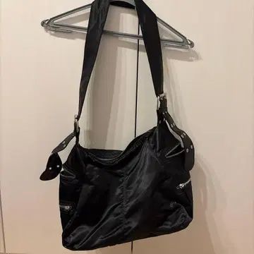 LAGUA GEM 블랙 나일론 숄더백