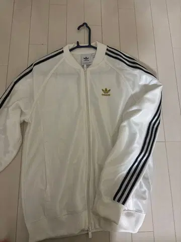 adidas 화이트 저지 M 사이즈