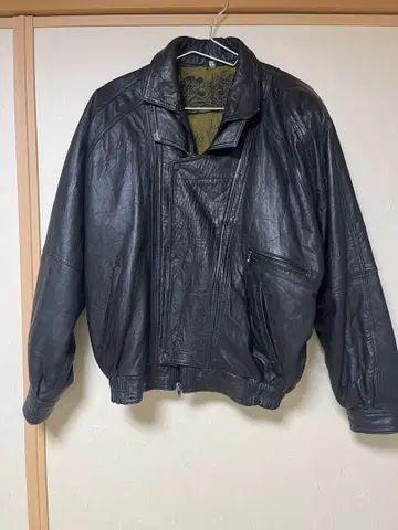 블랙 가죽 자켓 (인조 가죽)