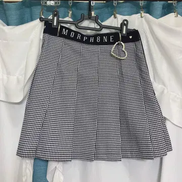 MORPH8NE 체크 무늬 플리츠 스커트
