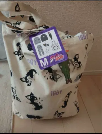 죠죠의 기묘한 모험 해피백 이기 6점 M 사이즈 미사용 새상품