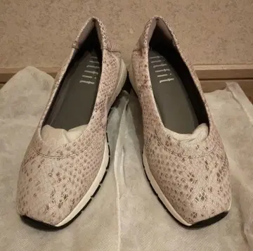 fitfit 스네이크 스킨풍 플랫슈즈 24.0cm