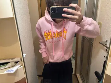 THRASHER 프레임 로고 후드티 핑크