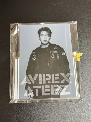 ATEEZ AVIREX 아크릴 스탠드 홍준