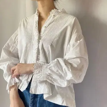 빈티지 중고 화이트 프릴 셔츠