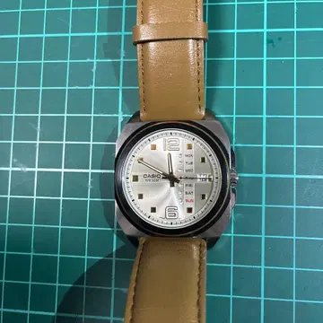 CASIO MTF-117 아날로그 손목시계 빈티지