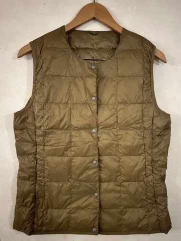 TAION 올리브 퀼팅 다운 베스트 M