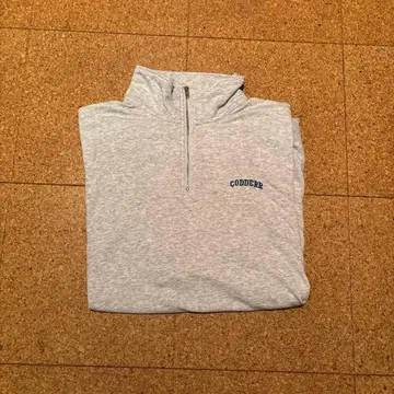 CODDER 그레이 하프 지퍼 반팔 셔츠