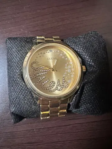 GUESS 골드 스와로브스키 시계