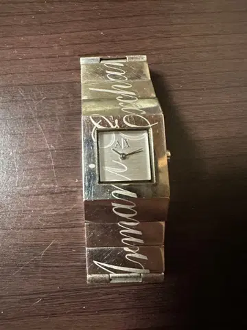 Armani 실버 시계
