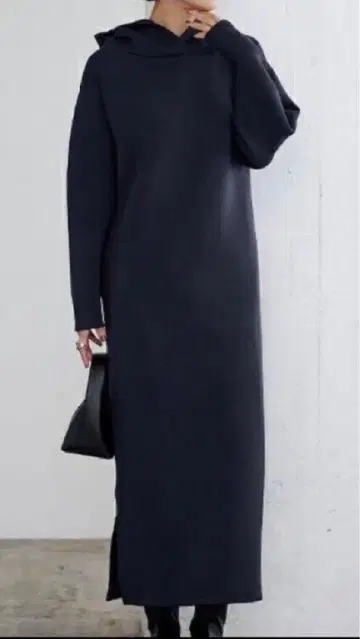 [ 새상품급 ] 유어즈 ur's 본딩 후디 원피스 S 사이즈 네이비