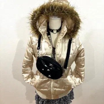 헤이세이 갸루 y2k 퍼 다운 자켓 광택 그런지 맥브링