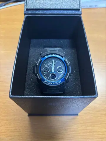 G-SHOCK 블랙 블루 손목시계