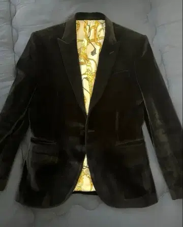 [ 오더 제품 ] LYDIA 벨로아 자켓 블랙 안감 올 패턴 호스트/의상