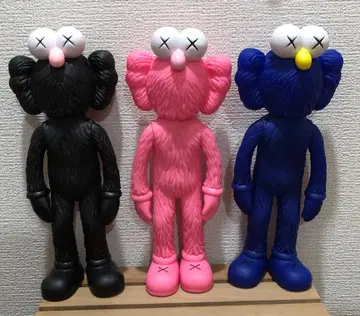 KAWS 카우스 모티브 피규어 블랙 핑크 블루 피규어 3개